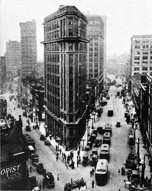 Flatiron Building, 1921
