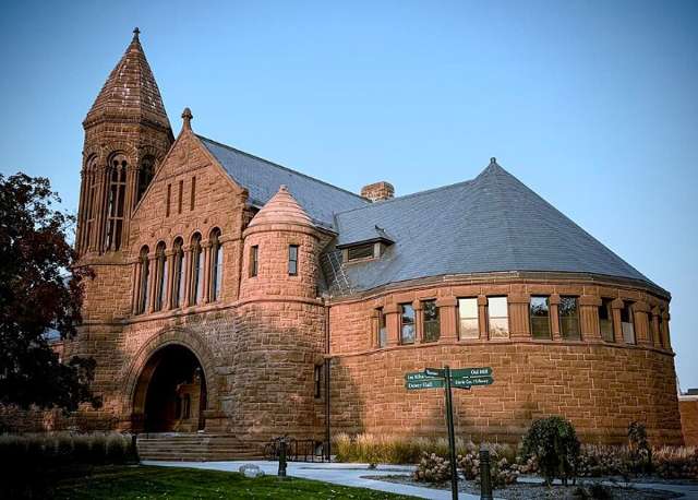Billings Library today