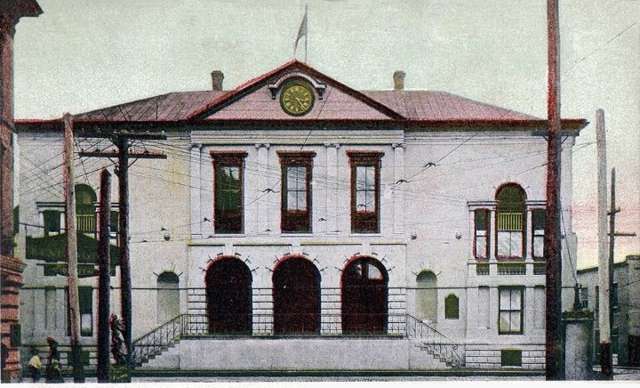 Old Exchange, About 1906