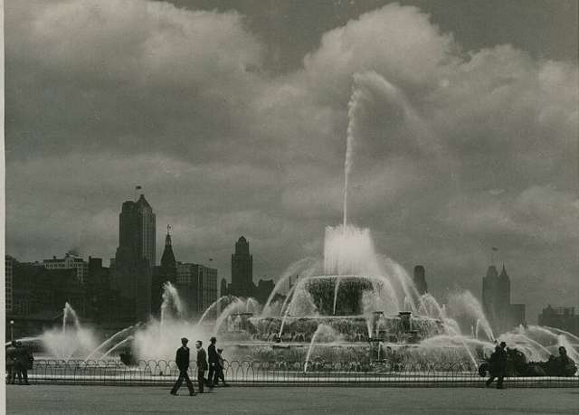Buckingham Fountain, 1933