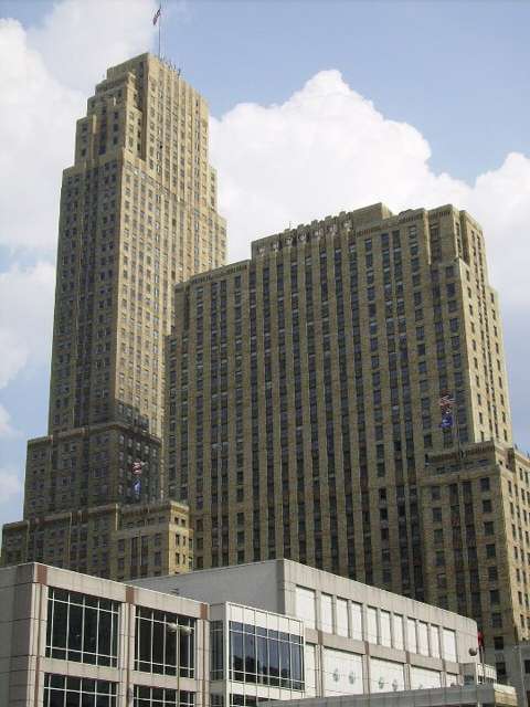 Carew Tower today