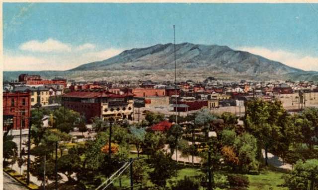 San Jacinto Plaza, 1902