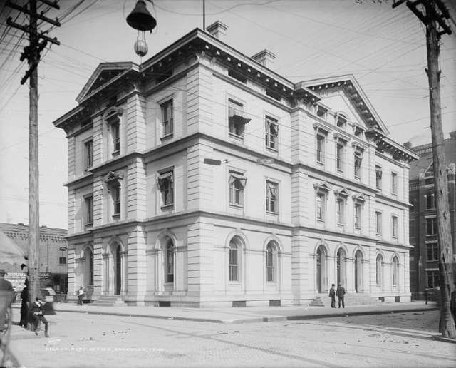Old Customs House, About 1906