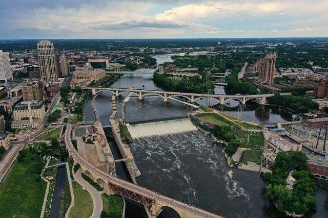 Saint Anthony Falls today