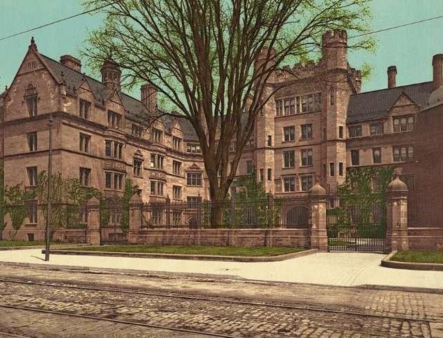 Vanderbilt Hall, 1901